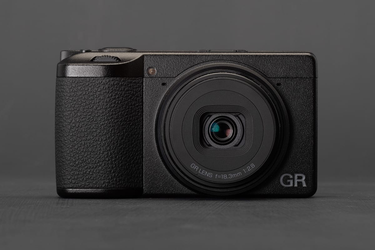 Đánh giá Ricoh GR IV: Vẫn là "Vua phố" nhưng cái giá phải trả không hề rẻ Feature Image
