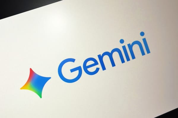 Gemini cán mốc 750 triệu người dùng: Google đang bám sát ChatGPT? Feature Image
